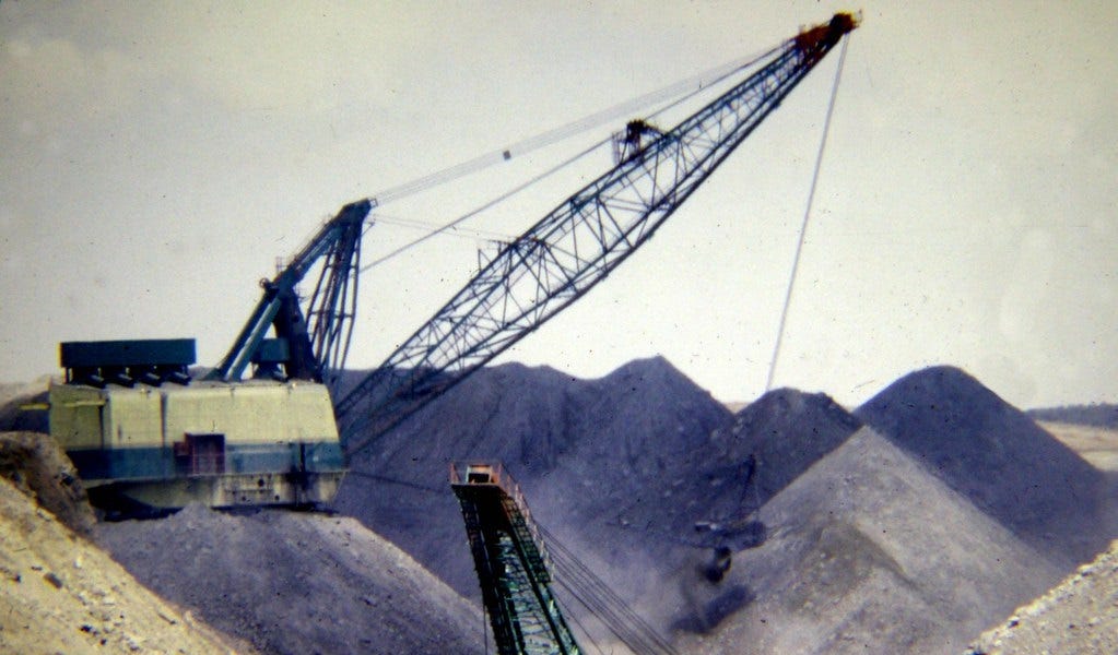 Trump Will Force Energy Industry To Buy More Coal Over Everyone's Dead Bodies