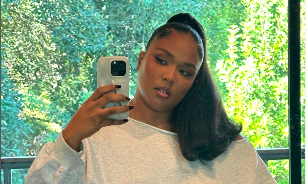 Worst People In The World Congratulate Themselves On Lizzo’s Weight Loss Worst People In The World Congratulate Themselves On Lizzo’s Weight Loss