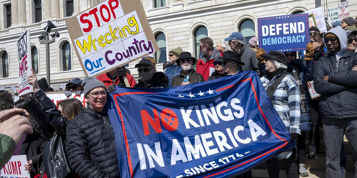 🚨Revealed: "No Kings" Demonstrators Acknowledge Soros NGOs Paying $200 Per Day 💯😱