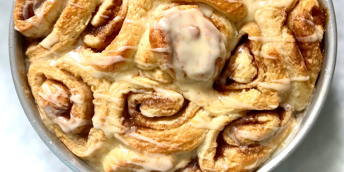 How to Par-Bake Cinnamon Rolls - Baked Broiled and Basted