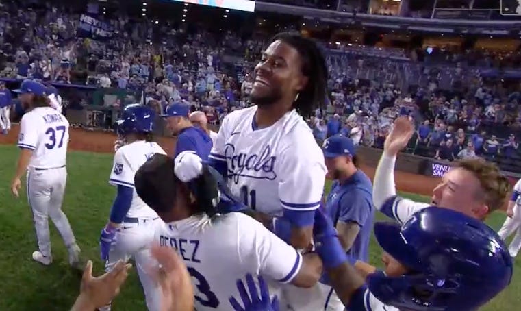 Relentless Royals win World Series after Mets throw it all away in