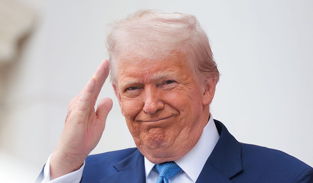 US Appeals Court Temporarily Reinstates Trump Tariffs Amid Ongoing Legal Battles