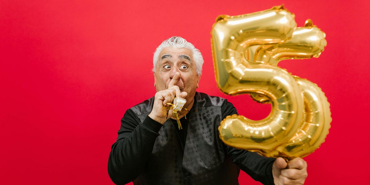5 Things Happy People Do (That You Can Start Today)