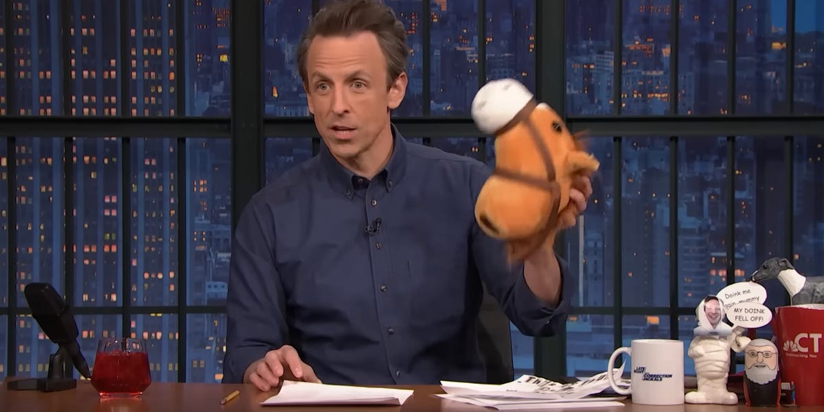 Jake Gyllenhaal, Seth Meyers Shared an Interesting Hair Moment