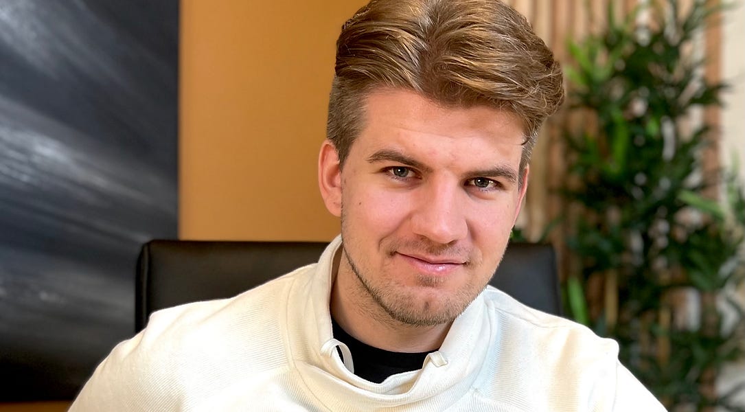 Tanner Hnidey, Livestream + Townhall