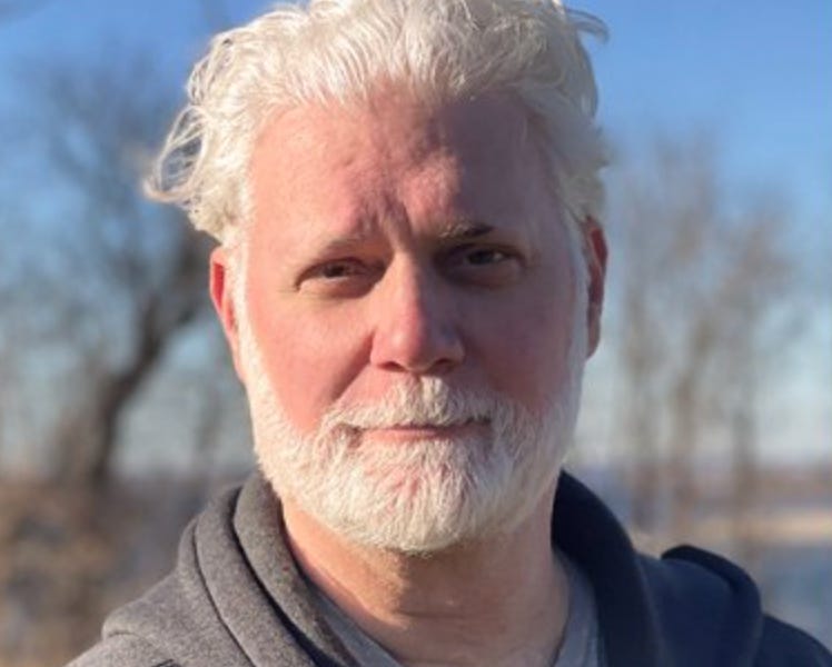 Author Sari Botton Interviews Evan Dalton Smith thumbnail