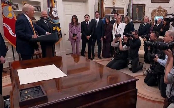 Trump Moves To Destroy The Free Press By Handpicking Who Will Get To Cover Him Trump Moves To Destroy The Free Press By Handpicking Who Will Get To Cover Him