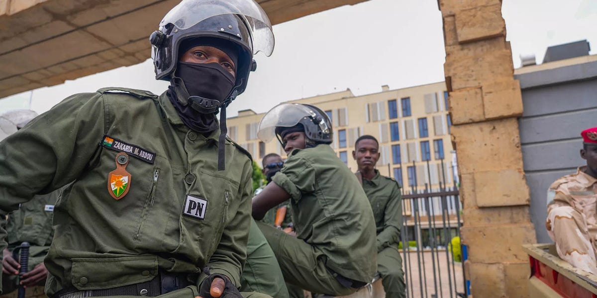 Niger klgyminisztriuma kiebrudalta a francia nagykvetet az orszgukbl