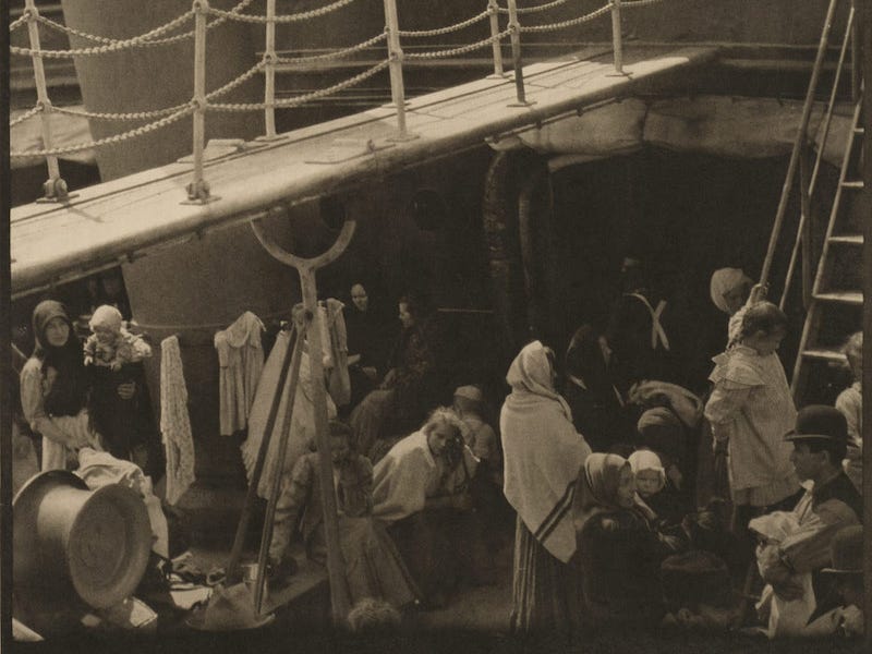 Review Hugh Eakin on Alfred Stieglitz by Ann Kjellberg