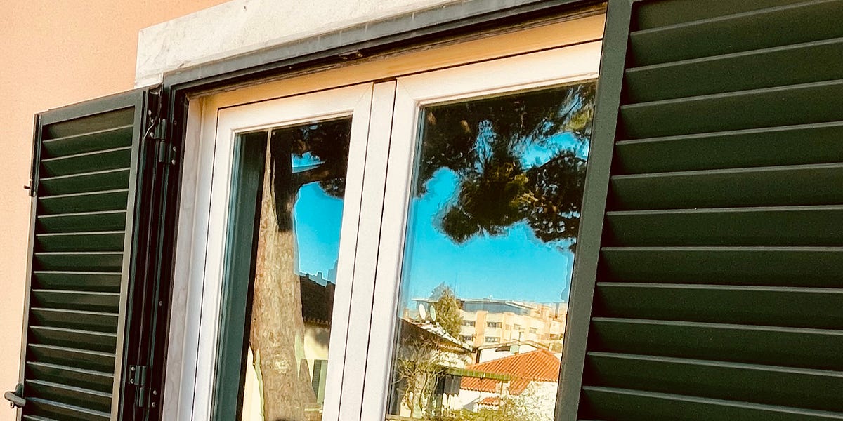 Portuguese Windows by Nancy Whiteman Expat in Portugal