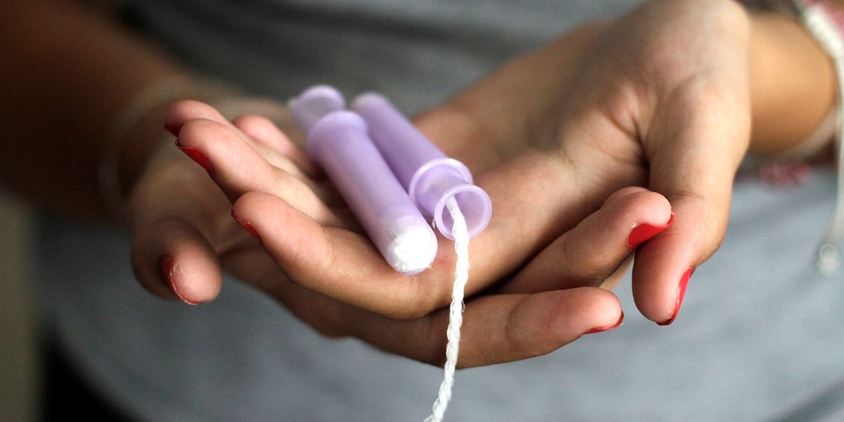 Is It Safe to Wear a Tampon During a Miscarriage?