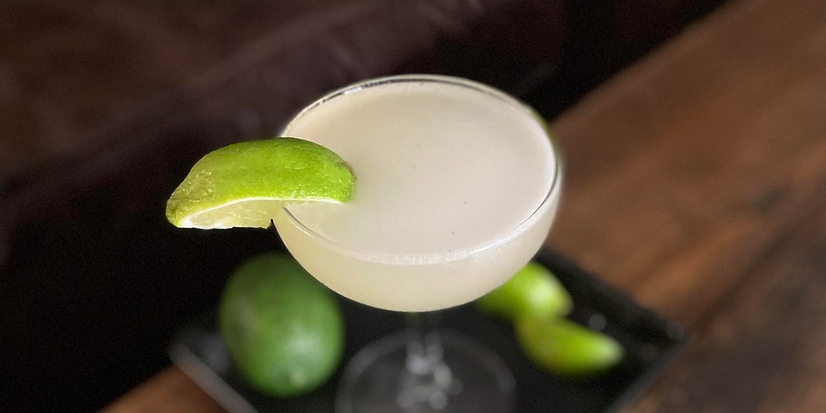 Easy Tequila Gimlet Recipe 2023 AtOnce