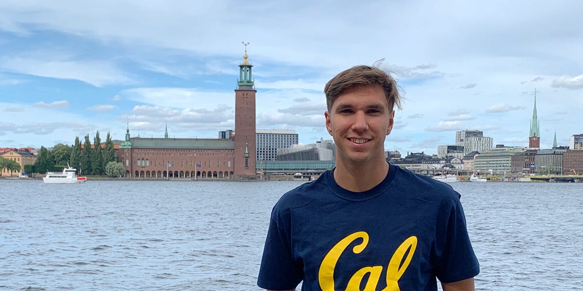 Tokyo Calympians Robin Hanson (Sweden Swim), Gennaro di Mauro (Italy Row)