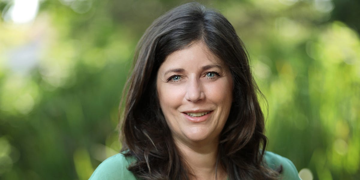 Straight Talk with Neysa Hinton by Dale Dougherty