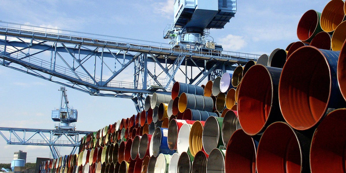 Un baril de pétrole, combien de litres ? - by Séverin Duc
