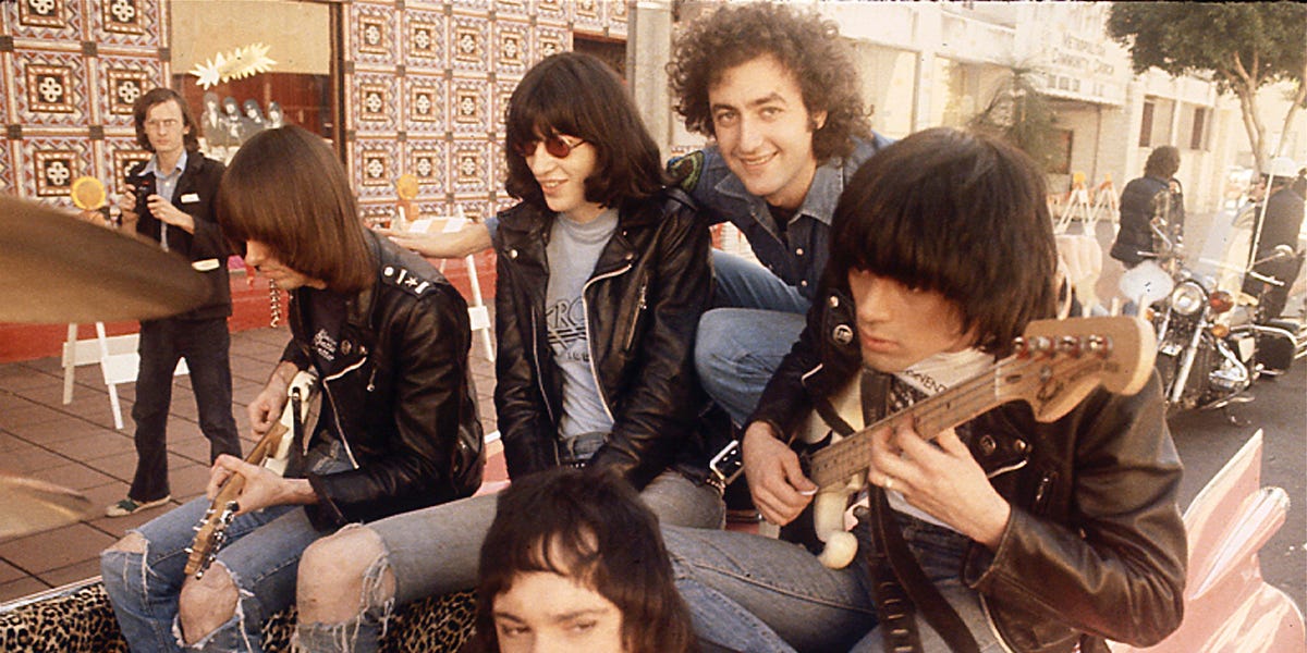 🏫The Ramones 
