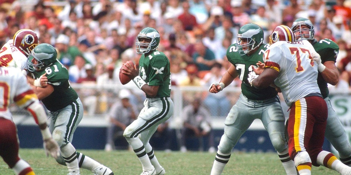 A Deep Dive on the Eagles Kelly Green Uniforms