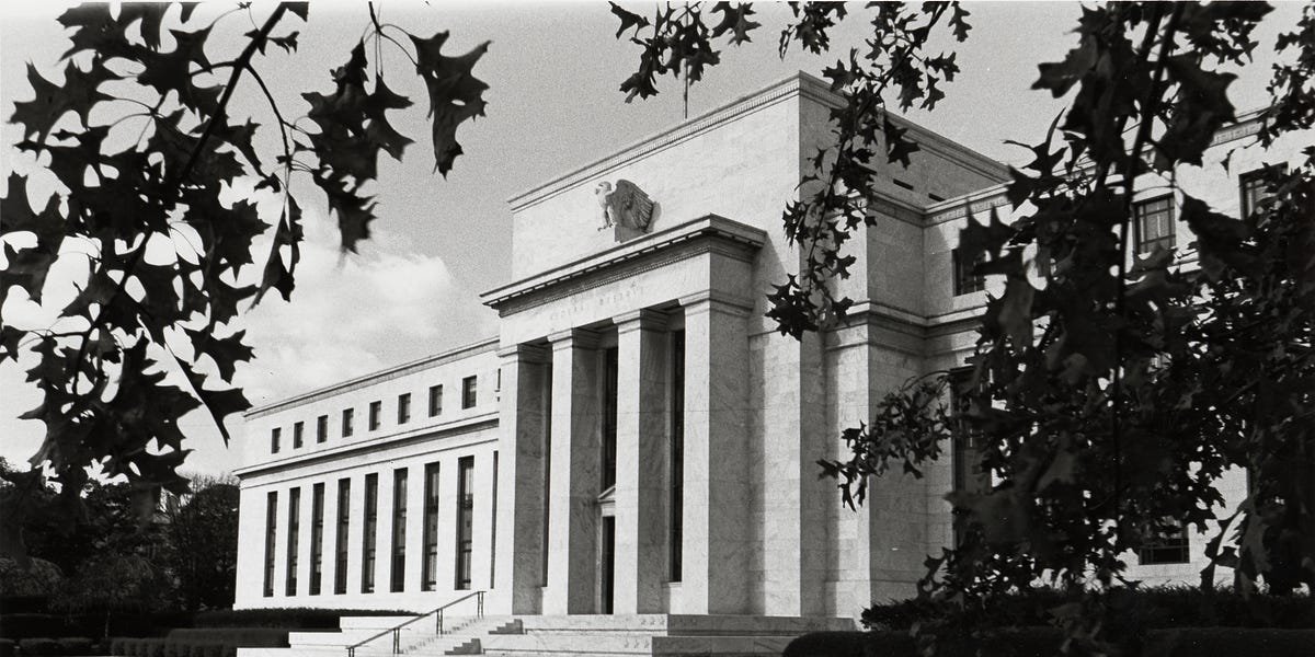 The History of Central Banking in America - by Ryan DeLarme