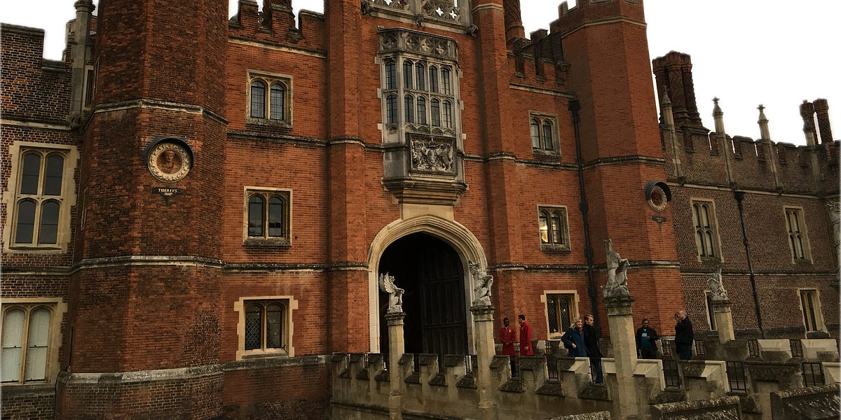 Henry 8 sales castle