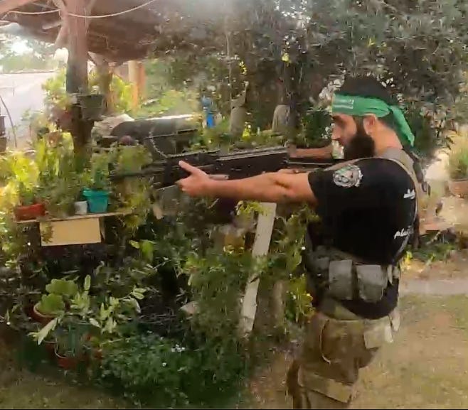 Palestinian Militants Using CClamp Weapon Grip