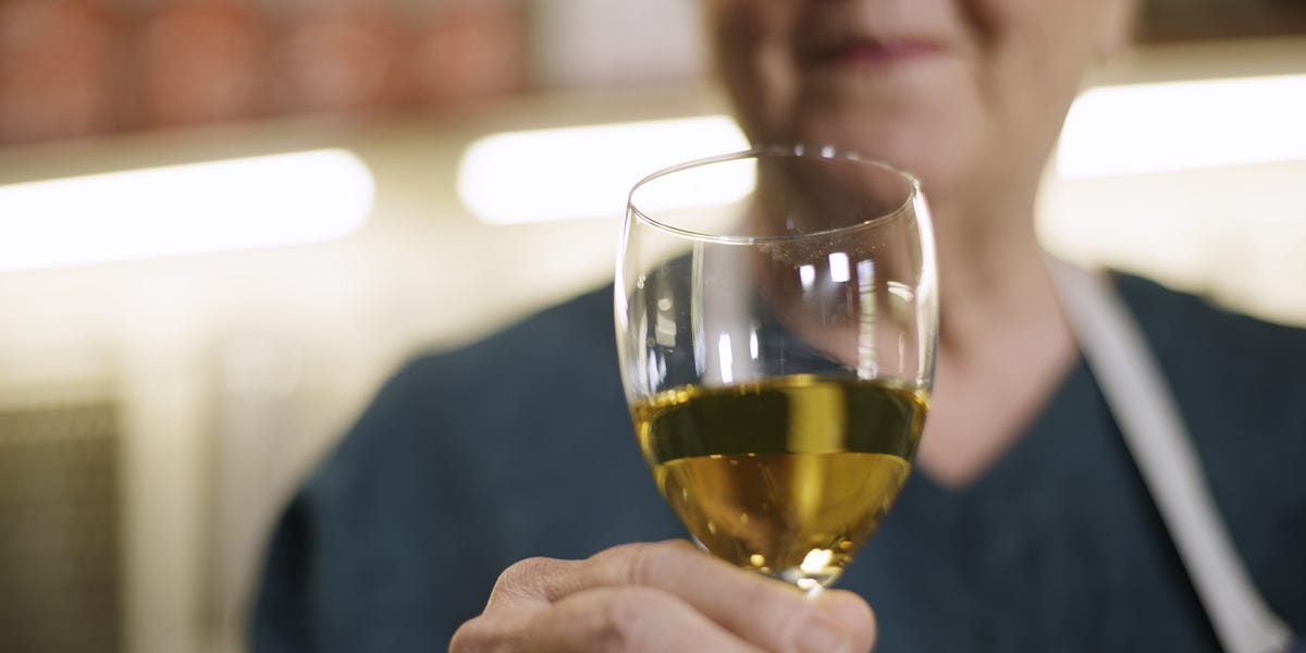 How to make a simple Wine Sauce for Duck and Game