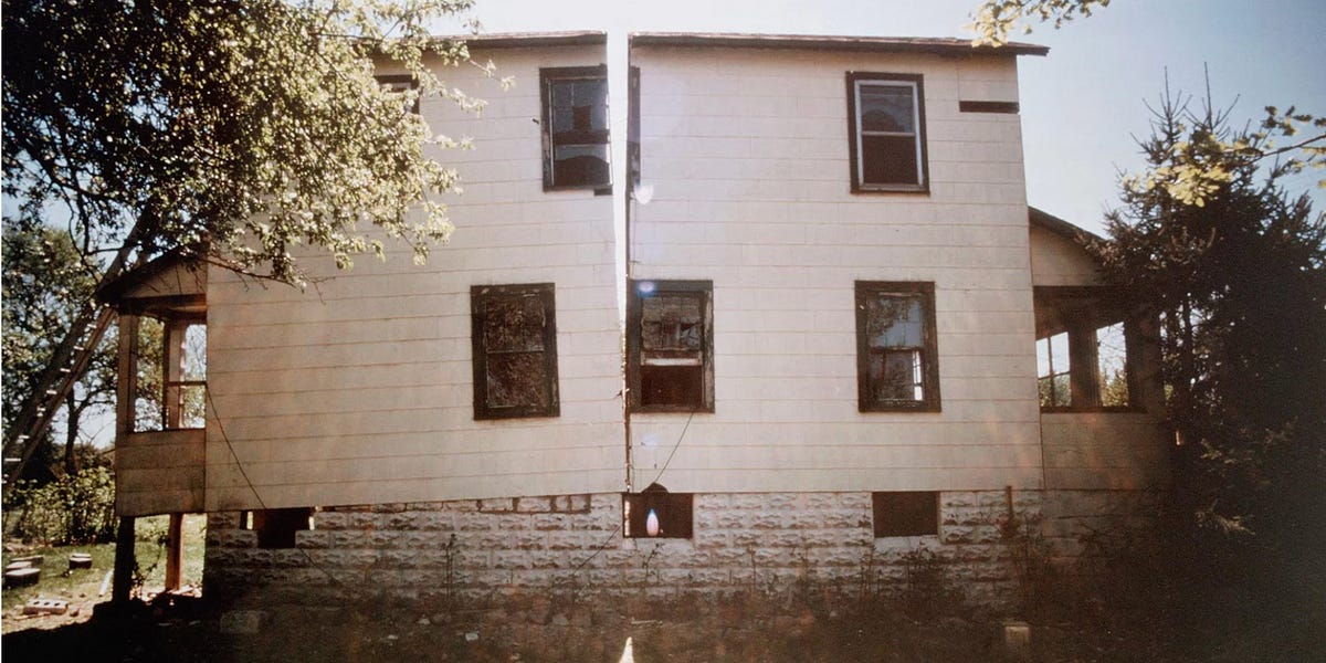 TOGA ARCHIVES × GORDON MATTA－CLARK(トーガ アーカイブス
