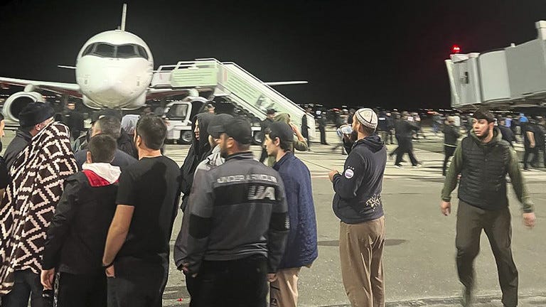 A Kreml is reagált a dagesztáni zsidóellenes zavargásokra! Külföldi erők állnak a szervezés mögött, … A Kreml is reagált a dagesztáni zsidóellenes zavargásokra! Külföldi erők állnak a szervezés mögött, …