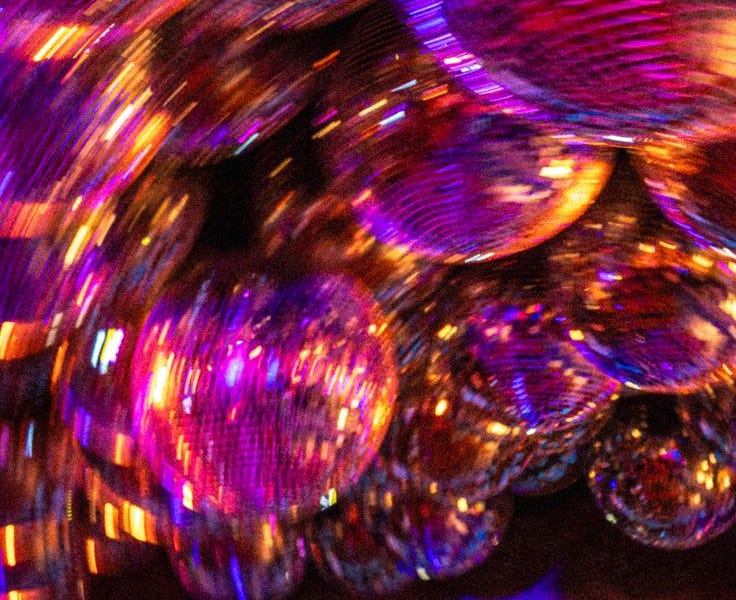 it feels like love but it's the drugs - by falcon 🦇