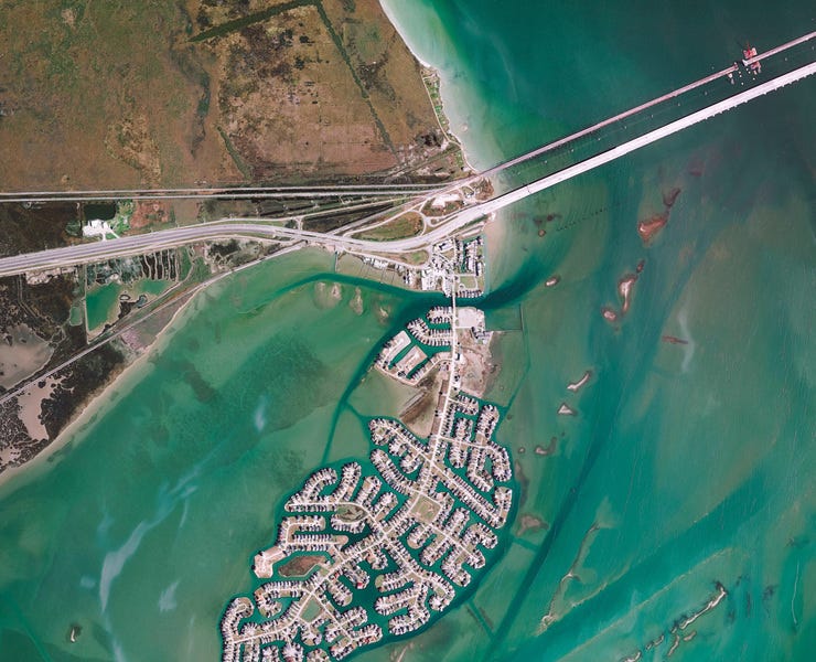 Tiki Island, Texas Daily Overview