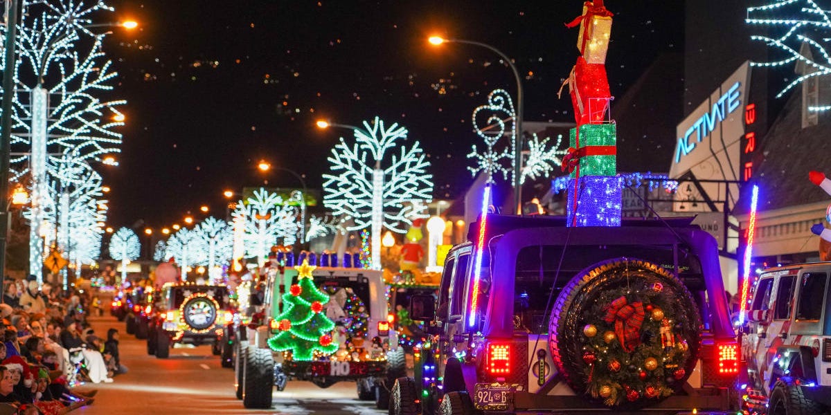 Fantasy of Lights Christmas Parade Lining Up in Gatlinburg Next Month