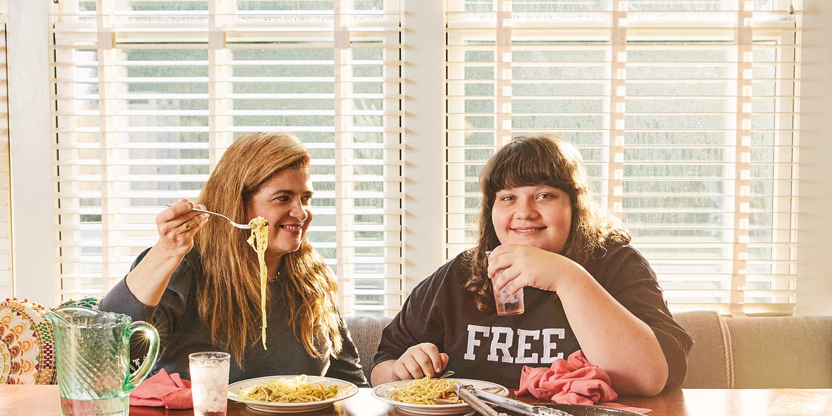 Alex Guarnaschelli and Ava Clark Cook It Up by Laine Doss(03)