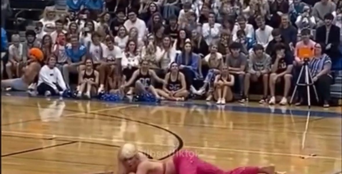 Hs Pep Rally Features Lap Dance Drag Queen 5441