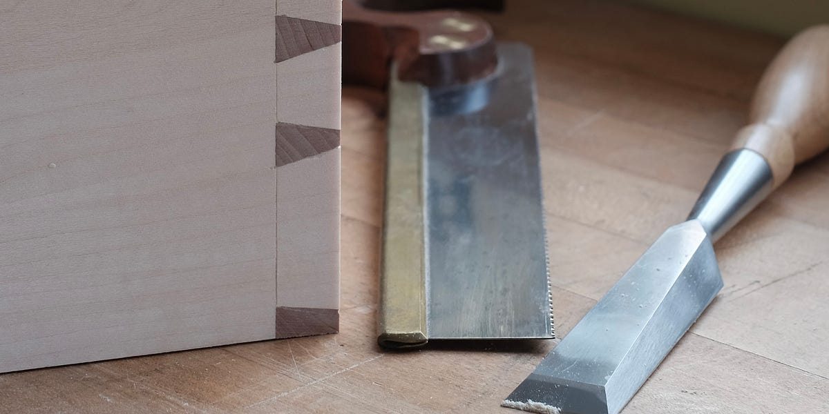 How to Fill the Gaps in a Dovetail Joint by Matt Kenney