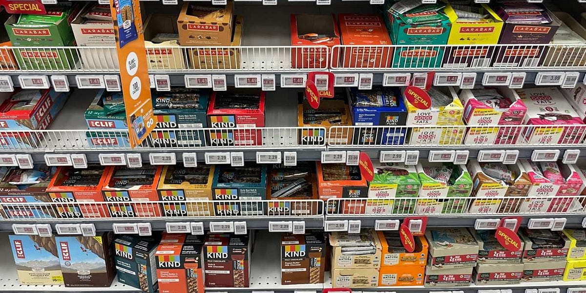 Your guide to choosing a protein bar and 6 bars that check all the boxes