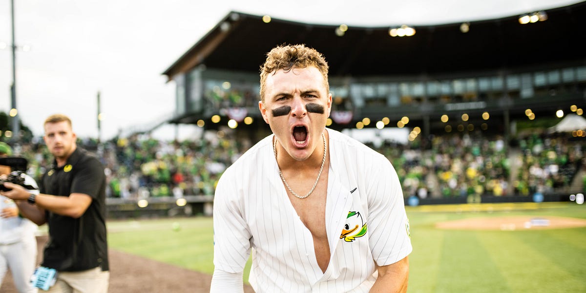 Photo Gallery Oregon Ducks stunning Super Regional comeback
