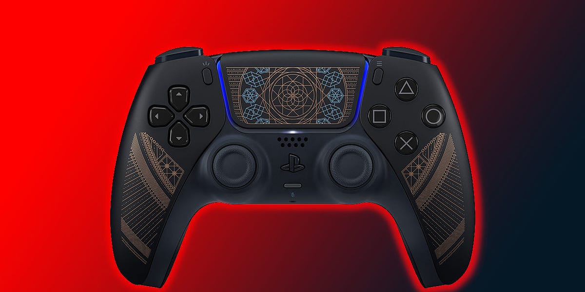 This limited edition Final Fantasy 16 PS5 controller and console 