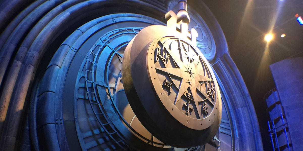 Thoughts on The Bone Clocks by Alia Luria