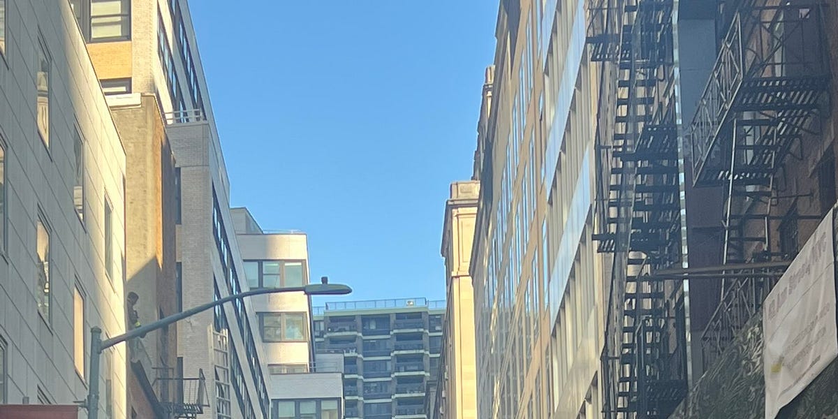 NEW YORK: parking garage in Manhattan collapses