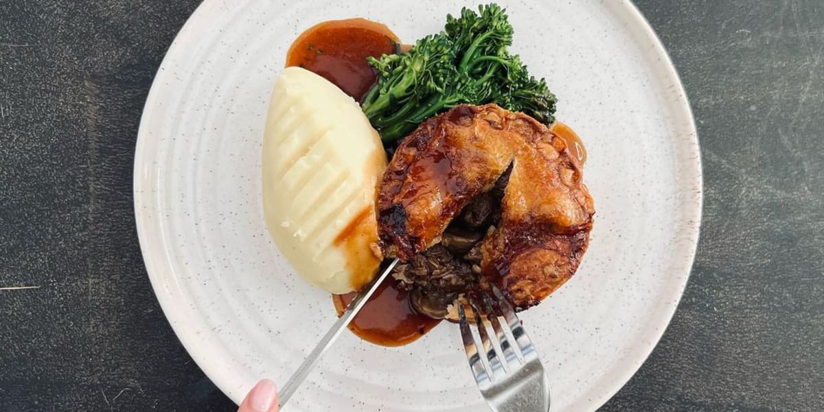 A Listers to open bar and restaurant at Aurora Ipswich