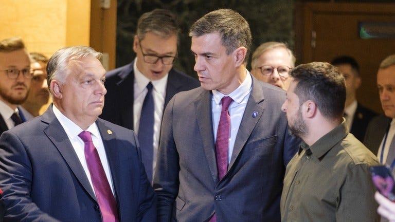 Mivel Magyarország megvétózza majd az Ukrajnának nyújtandó 54 milliárd dollárt, az EU-tagállamok fon… Mivel Magyarország megvétózza majd az Ukrajnának nyújtandó 54 milliárd dollárt, az EU-tagállamok fon…