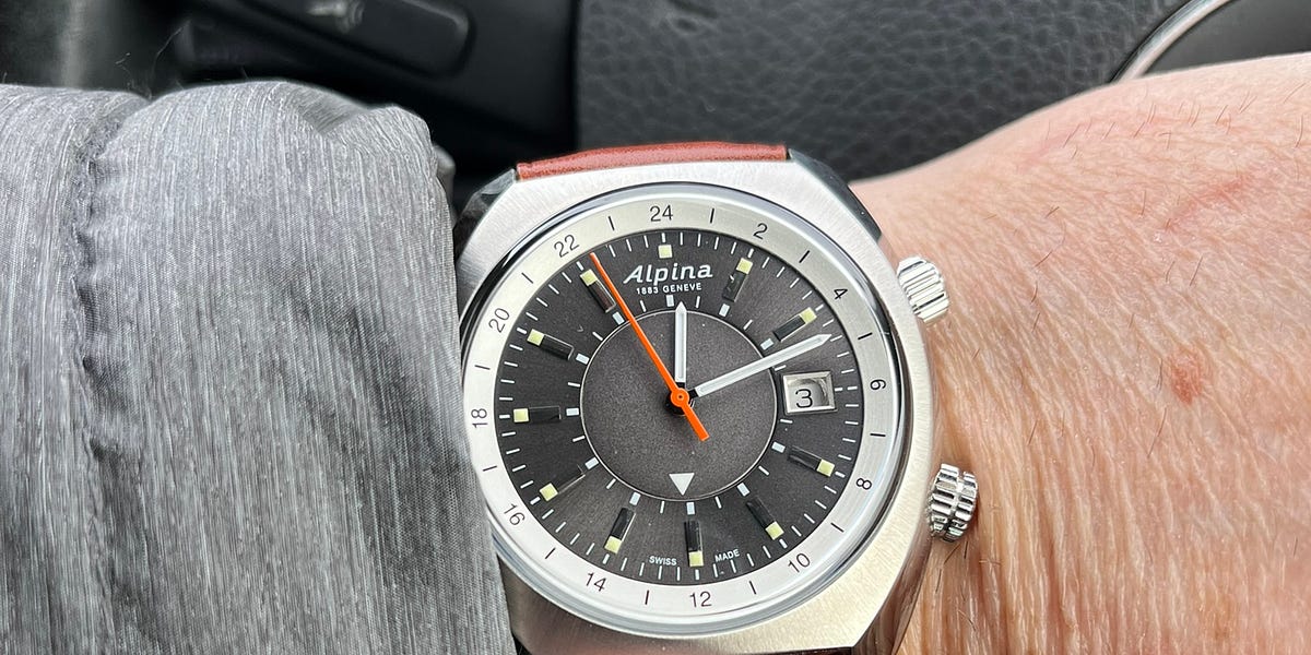 Review Alpina Startimer Pilot Heritage Automatic GMT AL 555DGS4H6