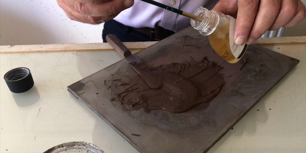 One curious way to thicken runny paint