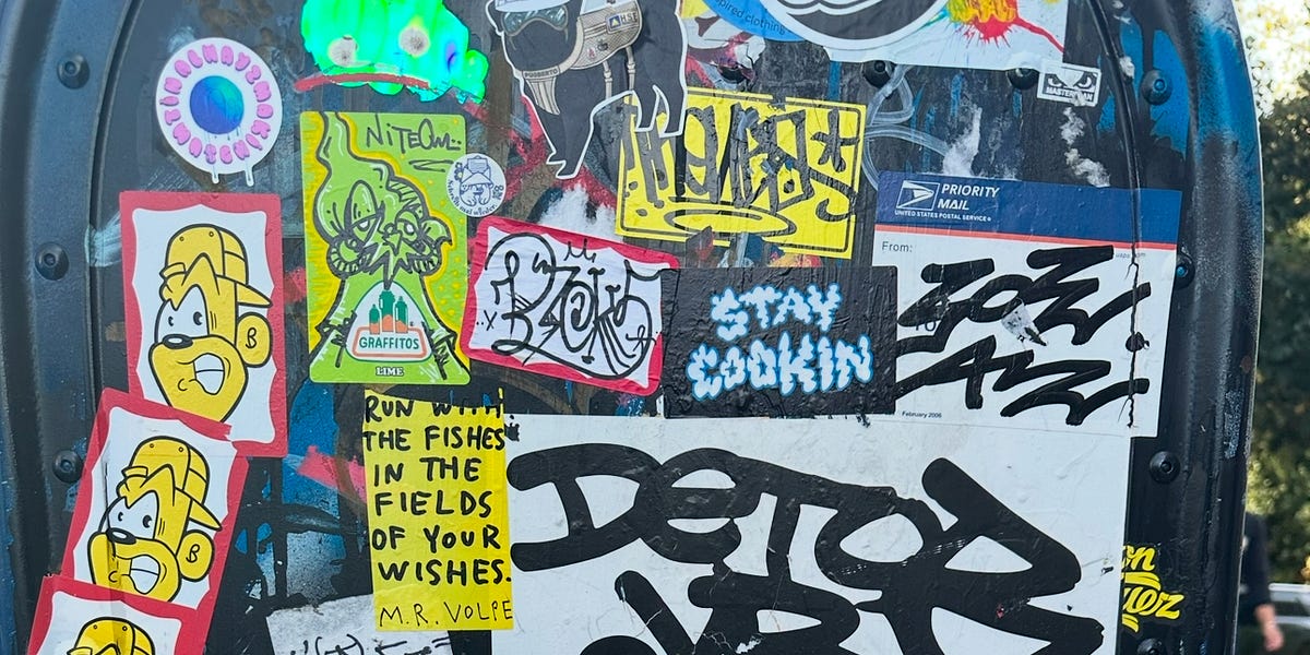 Surface Stories With Kest Gak - Friends from New York