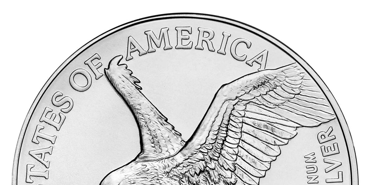 2025 1 oz American Silver Eagles 20-count at Costco$689.99