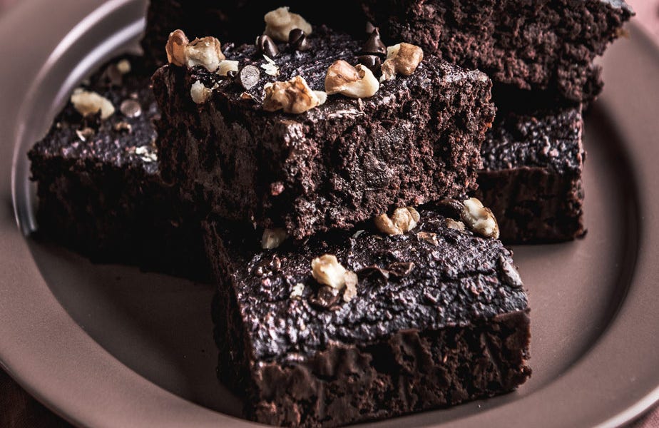 fudgy beet brownies (vegan & gluten free)