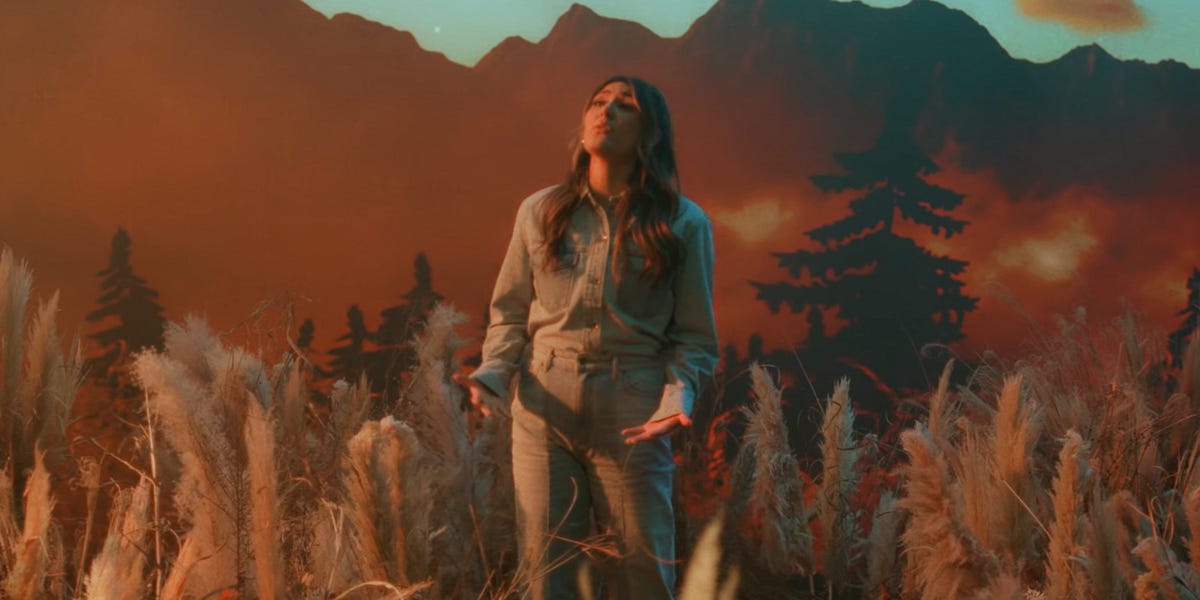 A Review of Rising Contemporary Christian Music Artist, Iveth Luna, and