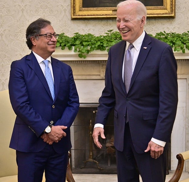 Petro ha proposto a Biden di chiedere al FMI lo scambio del debito pubblico dei paesi “emergenti" con "azioni per il clima”