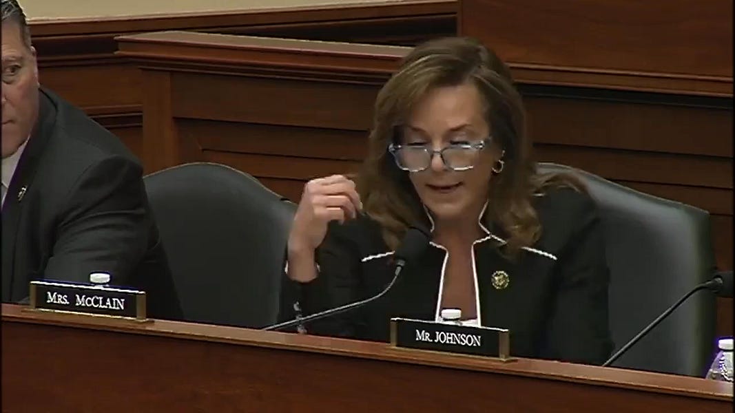 USAF Telling Service Members NOT to Recognize Moms and Dads