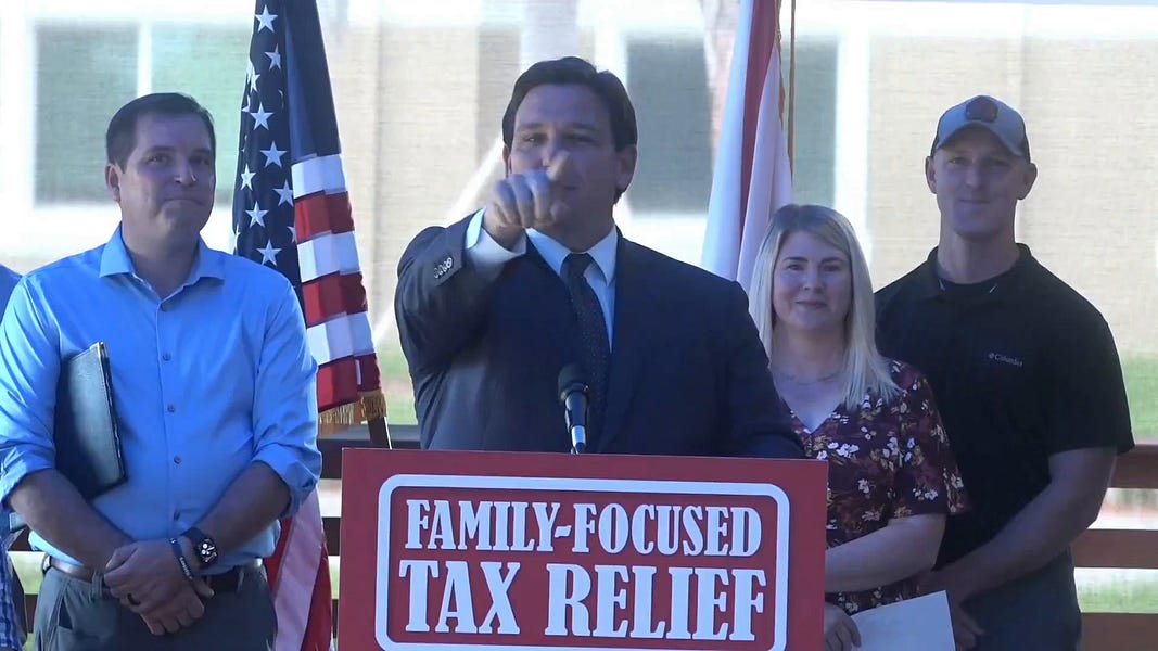 Ron DeSantis Receives Thunderous Applause After OBLITERATING Biden's Open-Border Policy