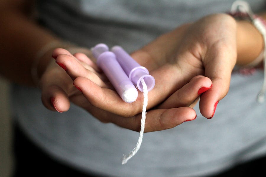 Is It Safe to Wear a Tampon During a Miscarriage?